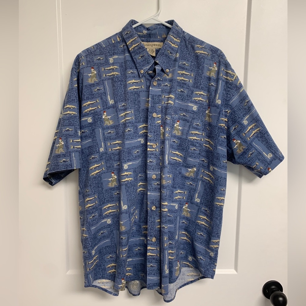 Munsingwear Men's Short Sleeve XL Blue Button Down Shirt Trout Fishing EUC
